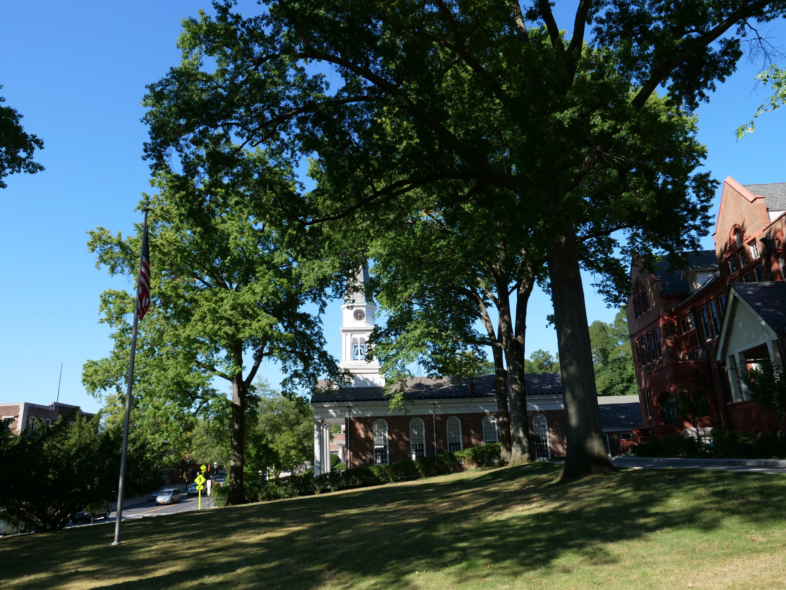Tarrytown had plenty of churches